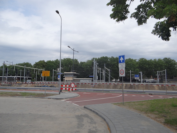 Fietstraatonduidelijk.JPG title = 
