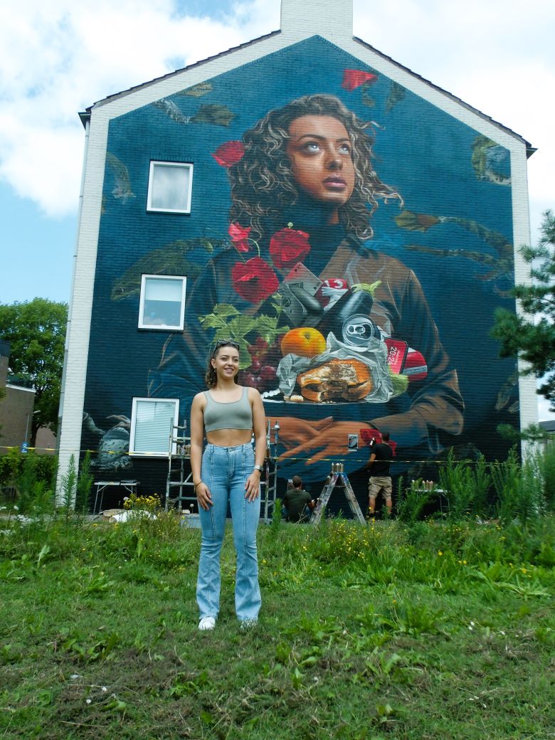 Mural-tatum.JPG title = 