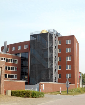 Wolkachterzijde.jpg title = 
